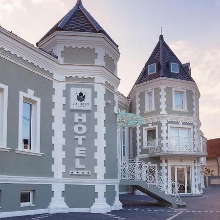 Castello Boutique Hotel Čačak Buitenkant foto