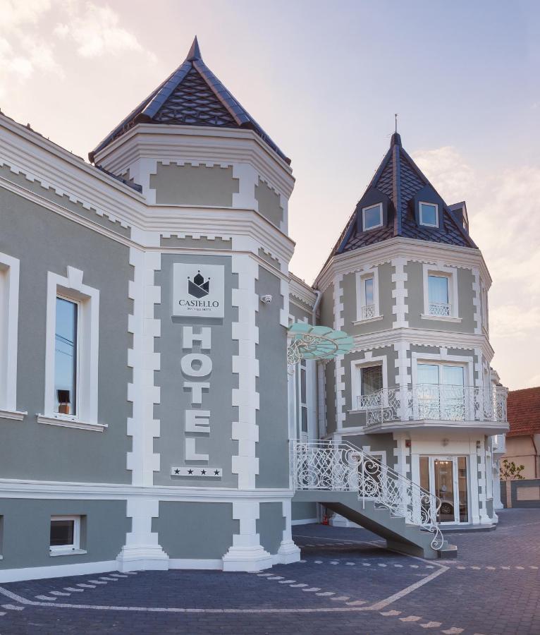 Castello Boutique Hotel Čačak Buitenkant foto